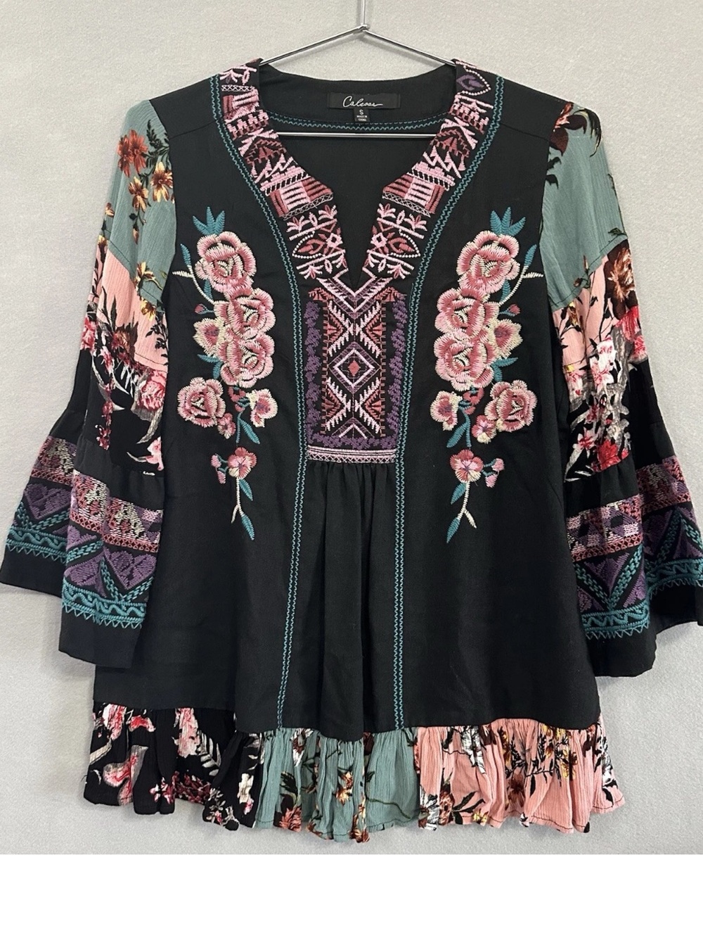 Calessa Black Floral Embroidered Peasant Blouse Womens‎ Small Linen Blend